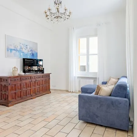 In The Heart Of Center, Steps From Sea Ac Parking * Rapallo