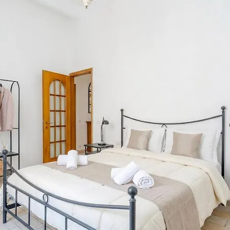 In The Heart Of Center, Steps From Sea Ac Parking * Rapallo