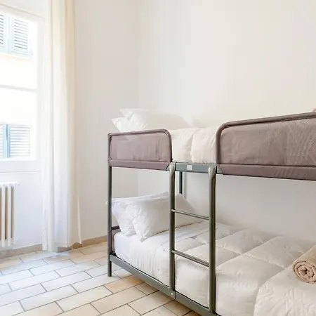 In The Heart Of Center, Steps From Sea Ac Parking Apartament