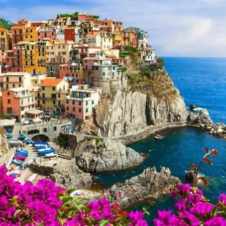 In The Heart Of Center, Steps From Sea Ac Parking *