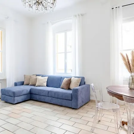 In The Heart Of Center, Steps From Sea Ac Parking Apartament
