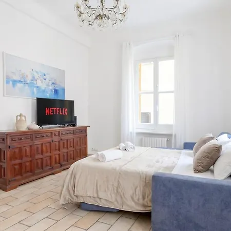 In The Heart Of Center, Steps From Sea Ac Parking *